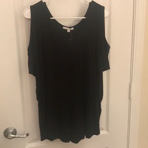 Cold shoulder black shirt